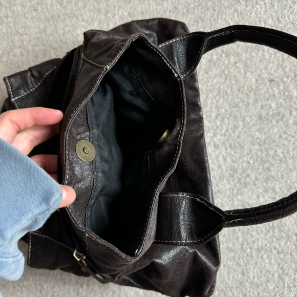 Brown shoulder bag with gold stud detailing - Picture 7 of 7